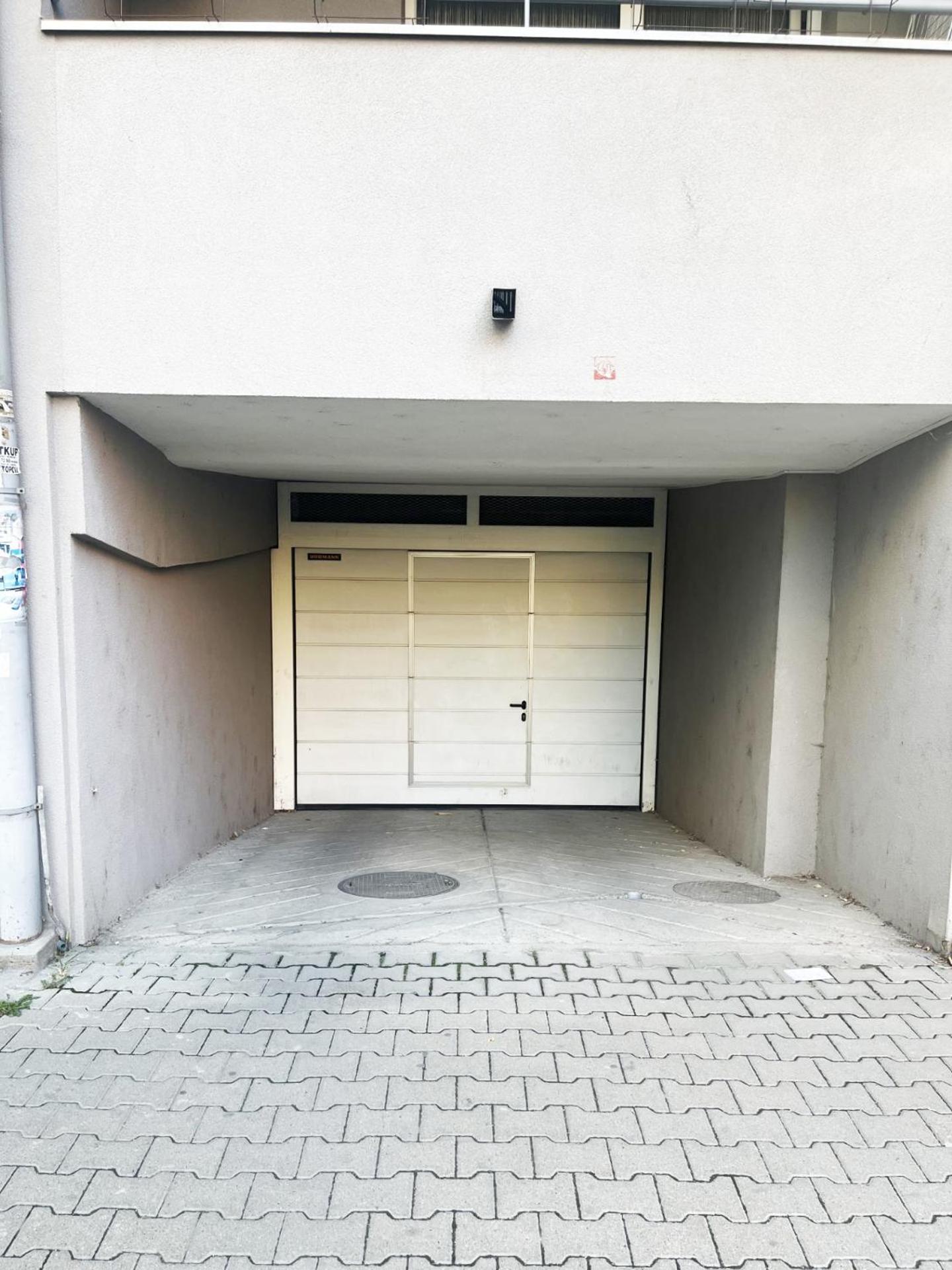 Apartment Vera With Free Garage Novi Sad Exterior foto