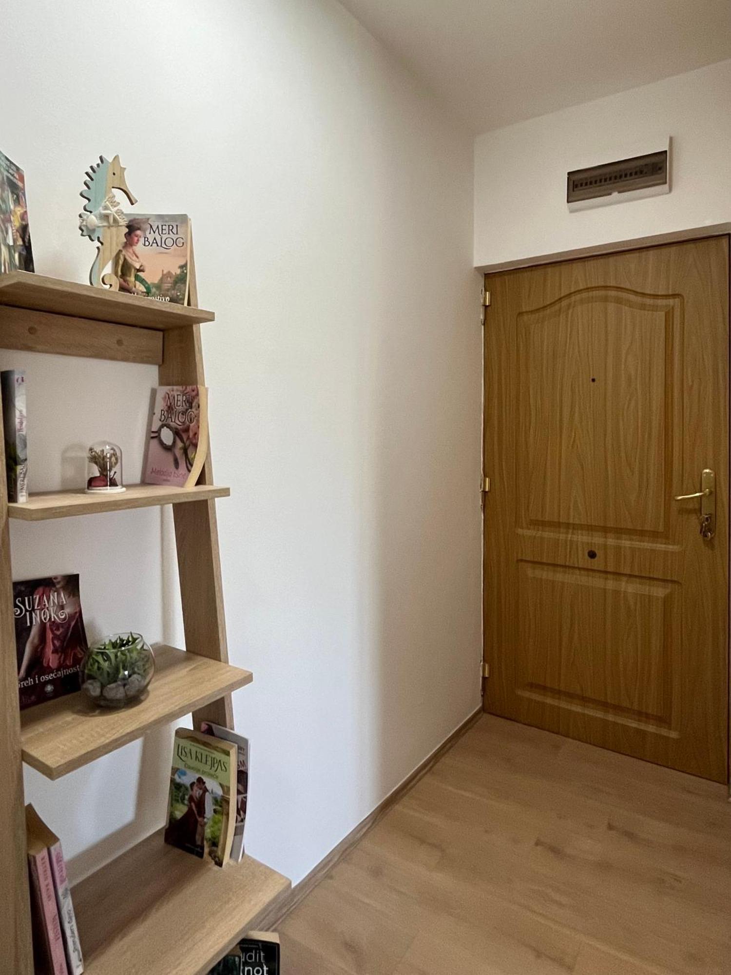 Apartment Vera With Free Garage Novi Sad Exterior foto